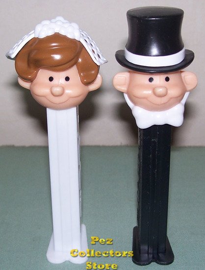 (image for) Caucasian Brunette Bride and Groom Pez Pals version B Loose