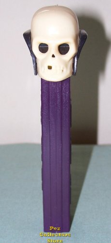 (image for) Skull A Pez on Purple 3.9 Austria No Feet Stem