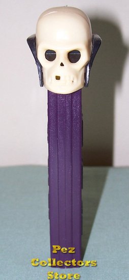 (image for) Skull A Pez on Purple 3.9 Austria No Feet Stem