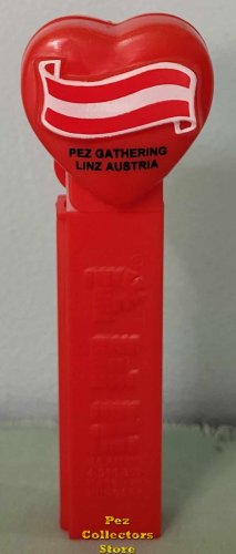 (image for) 2003 First Linz Gathering Heart With Austrian Flag Pez Loose