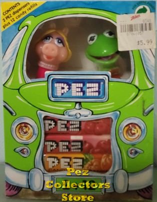 (image for) 2 + 12 Green Car Box with Miss Piggy and Kermit Pez