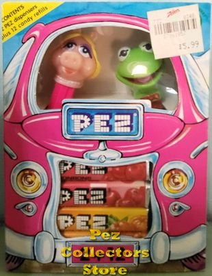 (image for) 2 + 12 Pink Car Box with Miss Piggy and Kermit Pez