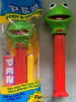 (image for) Kermit with Bow Tie Series 1 Muppets Pez on Red Stem MIB