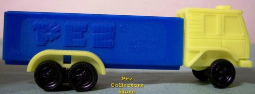 (image for) D Series Truck R4 Yellow Cab on Blue Trailer Pez