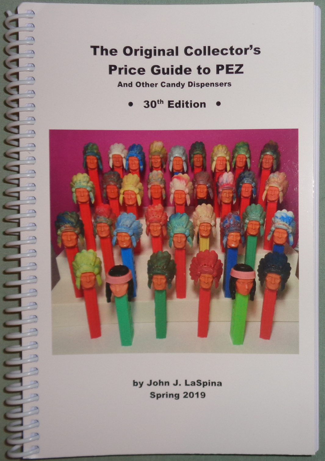 Laspina 2019 Price Guide To Pez 30th Edition 2000 Pez Collectors Store The Ultimate Pez Shopping Site - 